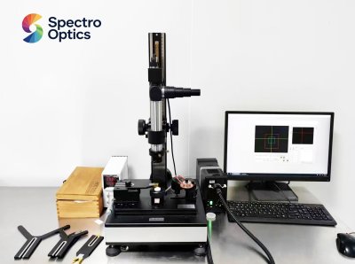 Centering error test equipment for spherical lens