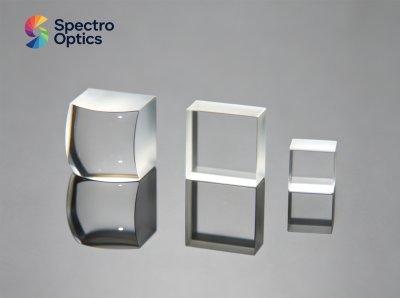 Cylindrical lens